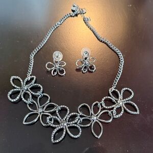 Elegant Black Silver Floral Necklace and Earring Set